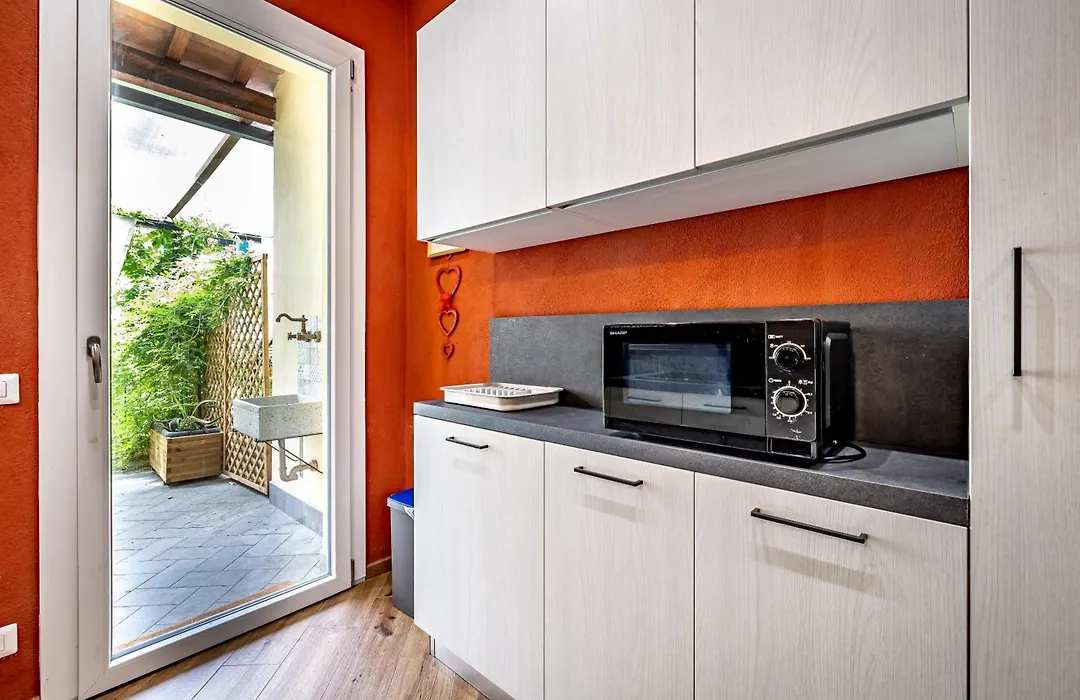 Roommo Apartments San Gallo-1